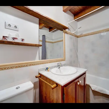 Esquiros De Alma De Nieve Apartment *